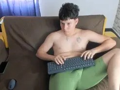 Amateur Nude Webcam of Martin_Lows