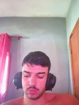 Cam4 Free Live Porn of robsonhaha