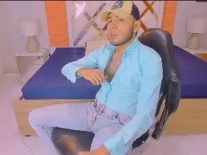Cam4 Adult Webcam of Paul_Douglas