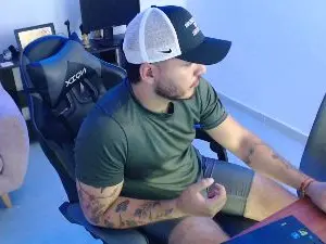 Cam4 Live Sex Cam of Thiago_420_