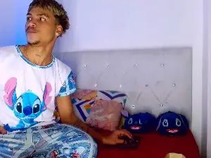 Cam4 Nude Webcam of angel_foxc_