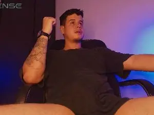 Cam4 Live Porn of matt_reinold1