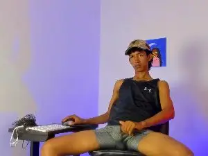 Cam4 Watch Live Sex Cams of Neitan_miller23