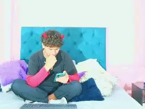Cam4 Adult Webcam of alexHCandy05