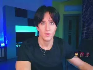 Cam4 Live Porn of ChristianLevine