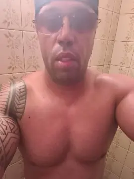 Cam4 Adult Webcam of Reinaldosantos