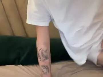 Chaturbate Live Sex Cam of sky_hexx