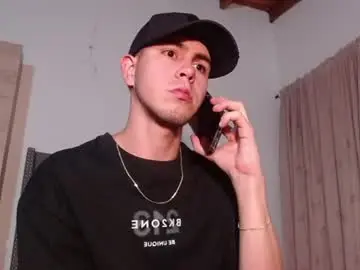 Chaturbate Watch Live Sex Cams of erik_rodriguez