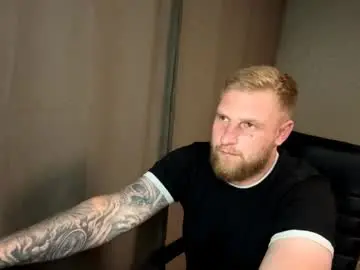 Chaturbate Free Live Porn of _badboyvibes_