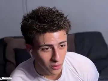 Chaturbate Adult Webcam of salvatore_romanoo