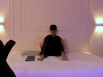 Chaturbate Best live sex cam show of andres_stud