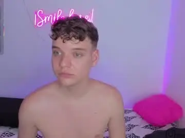 Chaturbate Live Sex Cam of naughty_twink_