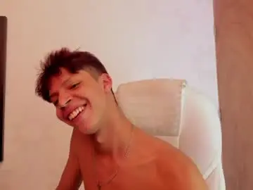 Chaturbate Best live sex cam show of ethan_qop