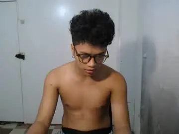 Chaturbate Best live sex cam show of naughtyhot_star19