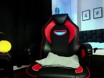 Chaturbate Live Sex Cam of lylebennett_