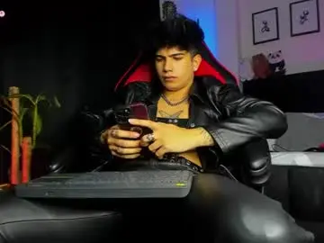 Chaturbate Sex Cam of lylebennett_