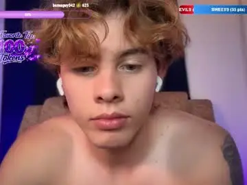 Chaturbate Best live sex cam show of gemdominus