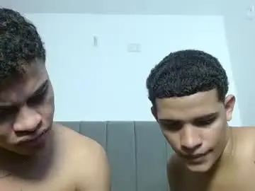 Chaturbate Live Sex Cam of jose_and_daniel