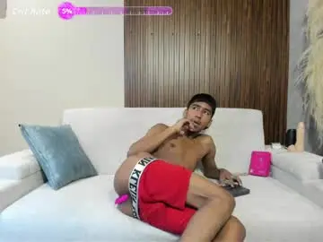 Chaturbate Watch Live Sex Cams of ender_h0tt
