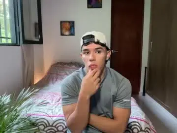 Chaturbate Best live sex cam show of joulianogreco1