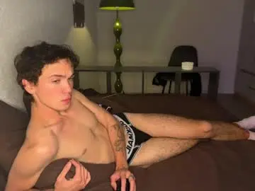Chaturbate Sex Cam of xavier_200