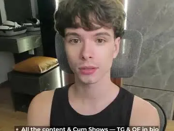 Chaturbate Live Sex of calvin_loves_you