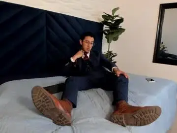 Chaturbate Watch Live Sex Cams of andyjoy_