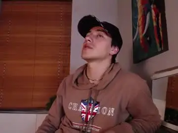 Chaturbate Live Porn of andyjoy_