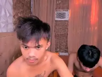 Chaturbate Live Sex Cam of urmasterhardcock