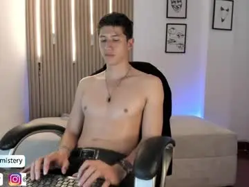 Chaturbate Live Sex Cam of dorian_mystery
