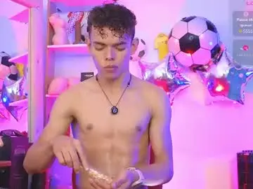 Chaturbate Sex Chat of nijinsky_latinboy