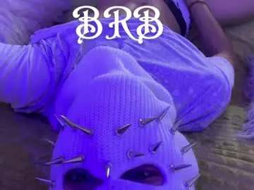 Chaturbate Live Sex Cam of maiky_cooper01