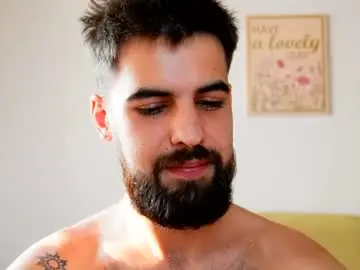 Chaturbate Live Porn of hairyrobxxx