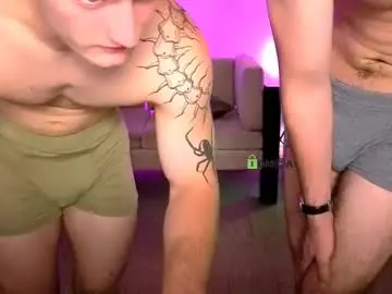 Chaturbate Free Porn Cam of mike_crist