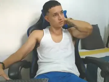Chaturbate Adult Video Chat of jake_shadow14