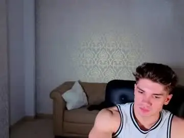 Chaturbate Free Porn Cam of maxkaiden