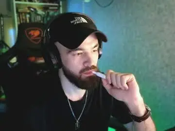 Chaturbate Live Sex Cam of _serious_man