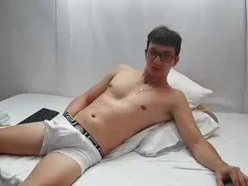 Chaturbate Free Live Porn of gyo_____