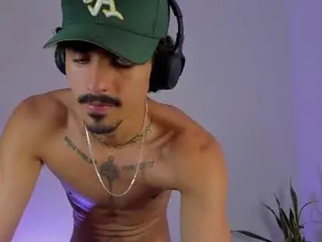 Chaturbate Private Sex Chat of lukeetaylor_