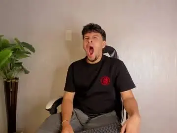 Chaturbate Best live sex cam show of valetino_stonee
