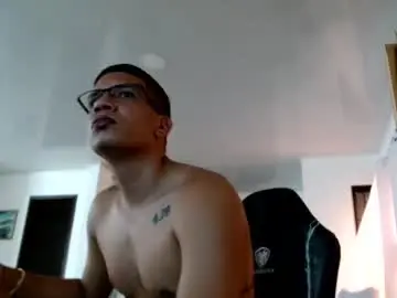 Chaturbate Free Live Porn of damyan_2003