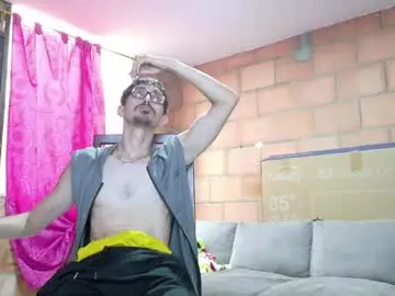 Chaturbate Live Porn of jhosuamoore2