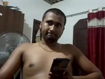 Chaturbate Live Sex Cam of luci_ri