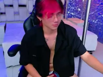 Chaturbate Nude Webcam of andy_collin5
