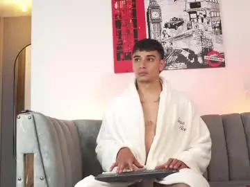 Chaturbate Nude Webcam of joseph__boy