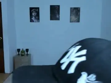 Chaturbate Live Porn of sant_wahlberg