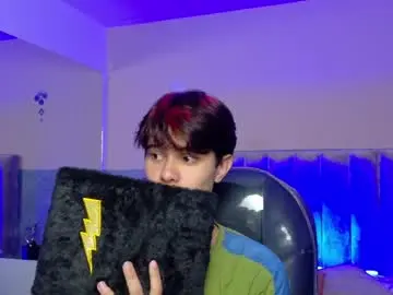 Chaturbate Free Live Porn of derek_sinn