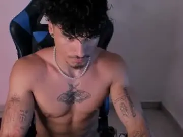 Chaturbate Free Porn Cam of thomas_fit1