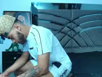 Chaturbate Live Sex Cam of xanderstone00