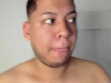Chaturbate Free Live Porn of akon_2